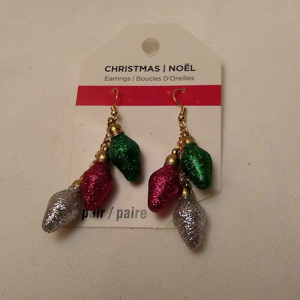 Christmas Noel earrings. NEW